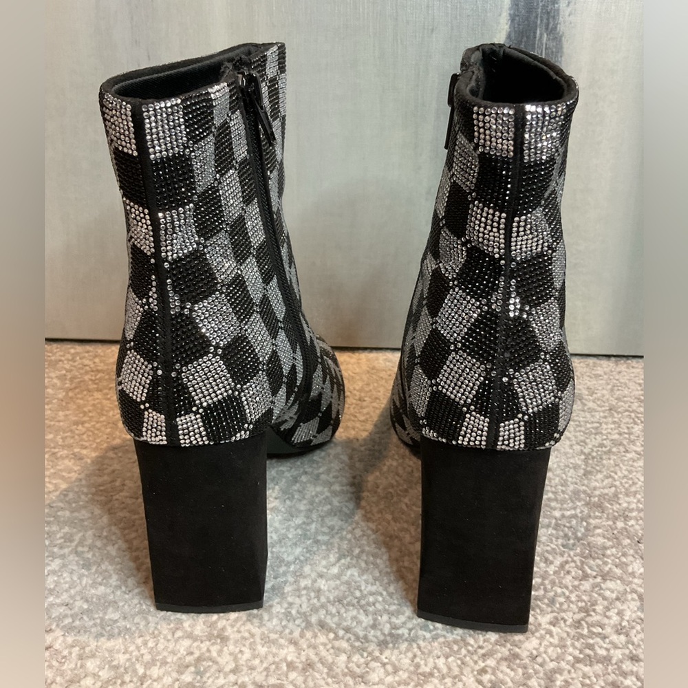 Wild Pair Ingridd Black & White Checkered Rhinestone Booties - Size 7 (NIB) - Picture 5 of 16